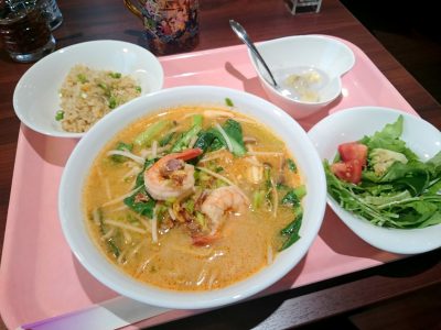 Cセット：トムヤムラーメン 半チャーハンのランチセット（オーキッドキッチン）